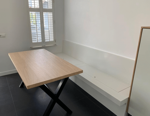Kleppen in wandbank