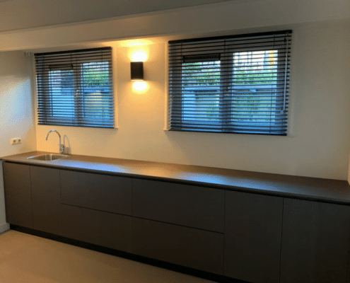 Wasruimte met maatwerk bijkeuken