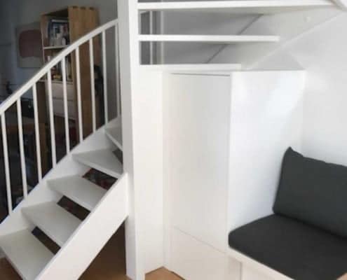 Open trap in woonruimte