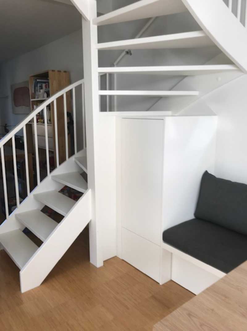 Open trap in woonruimte