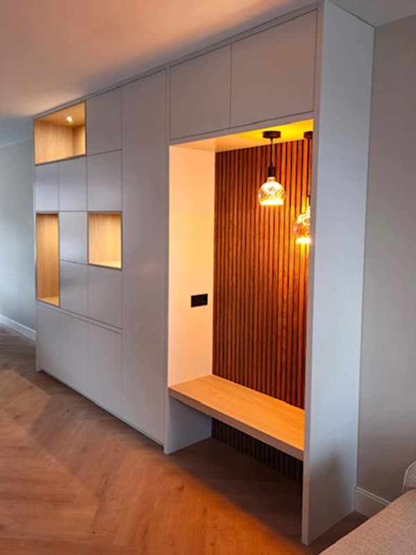 wandkast inbouw stopcontact meubel maatwerk