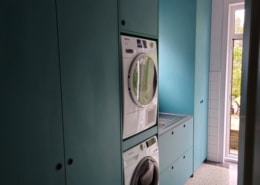 bijkeuken kast voor droger en wasmachine met gootsteen wasbak